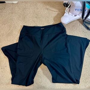 Torrid Active Black Yoga Lounge Pants - XL 14/16 size 1 EUC nylon spandex pocket